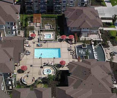 Waterscapes Resort By Dkra Kelowna Exterior foto